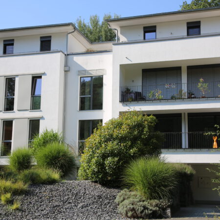 Modernes Mehrfamilienhaus. Wiesbaden. DEMA Immobilienentwicklung
