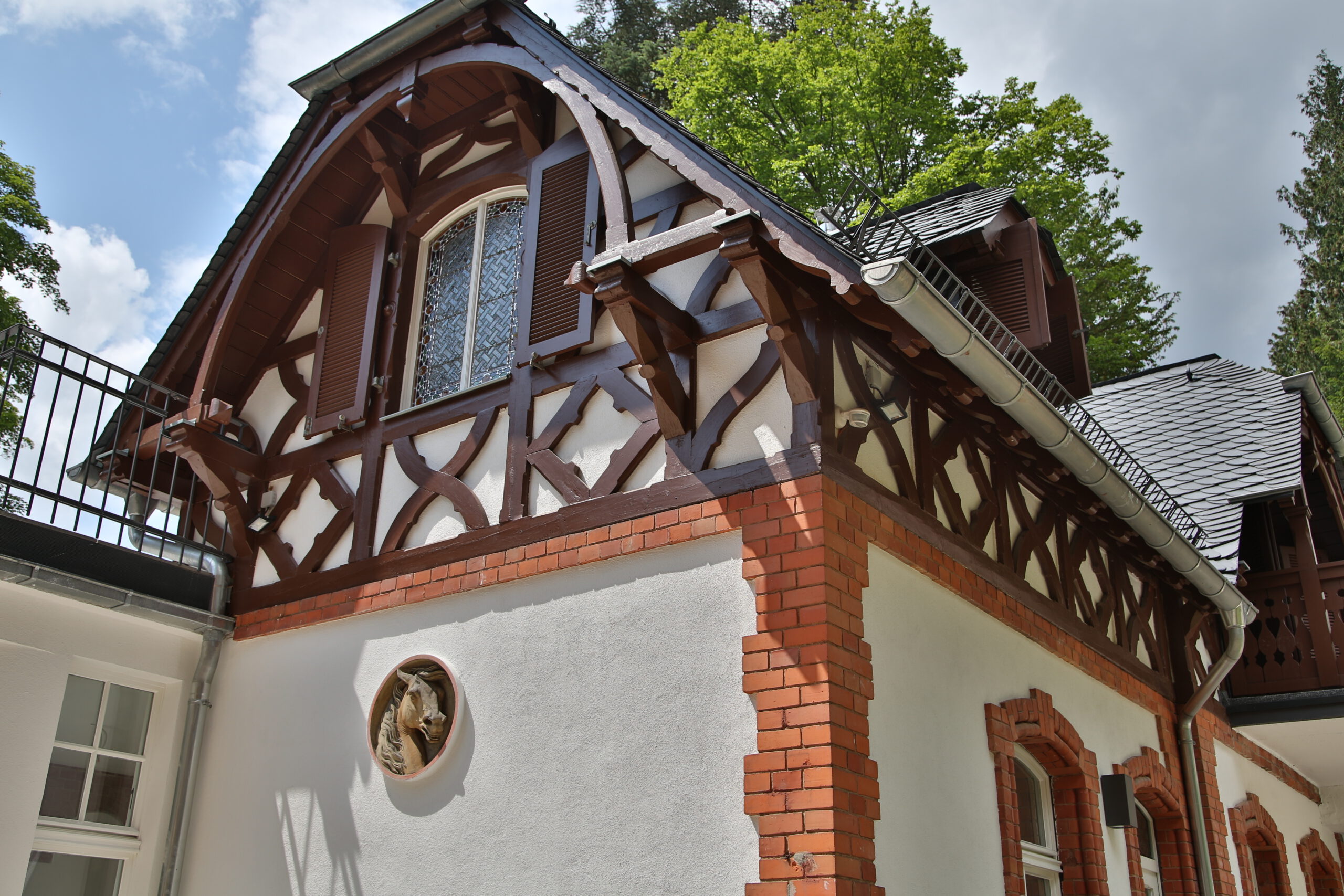Alternative Ansicht saniertes Kutscherhaus in Wiesbaden DEMA Immobilien